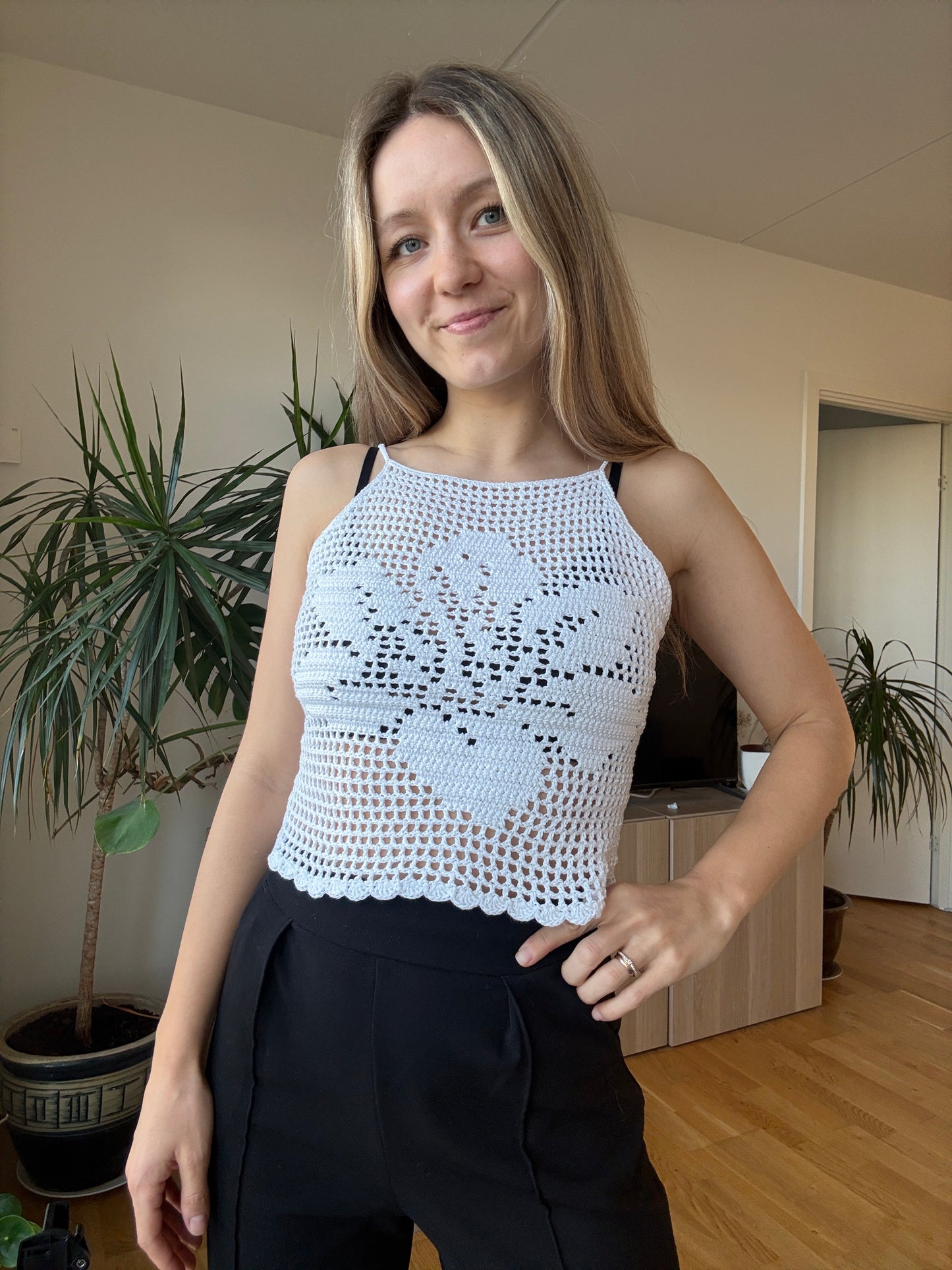 FILET CROCHET TOP 2-PACK | V neck and halter top pdf patterns in English