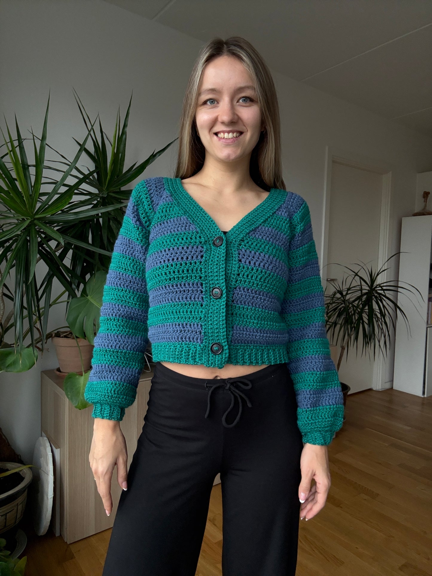 CROCHET RAGLAN CARDIGAN | top-down step-by-step pdf pattern in English