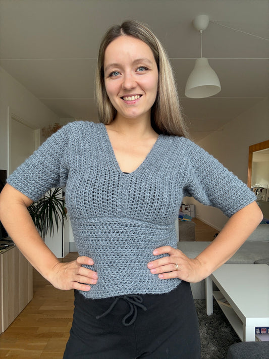 ELISA V-NECK CROCHET TOP | pdf pattern in English