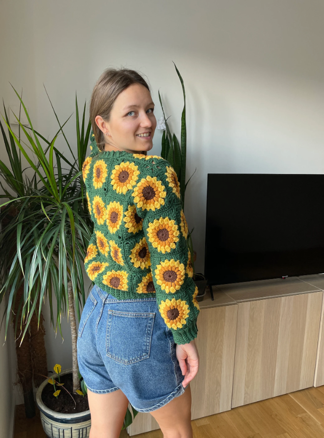 SUNFLOWER CROCHET CARDIGAN FROM GRANNY SQUARES  | pdf pattern in English