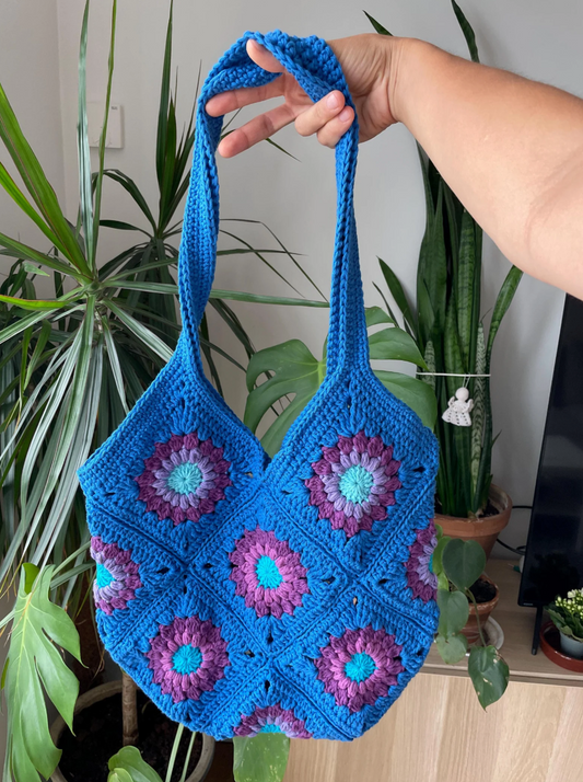 TOTE CROCHET BAG FROM GRANNY SQUARES | pdf pattern in English